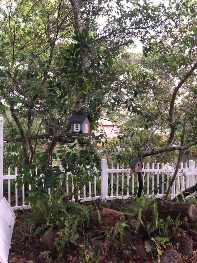 ويكي واتشي Cozy Cottage River House المظهر الخارجي الصورة
