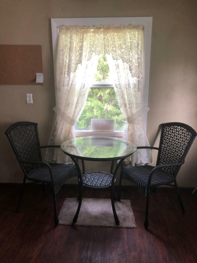 ويكي واتشي Cozy Cottage River House المظهر الخارجي الصورة